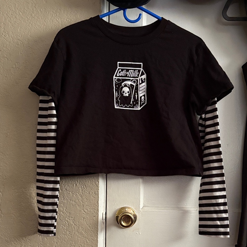 Hot Topic Black Layered Goth-Milk Long-Sleeve Tee